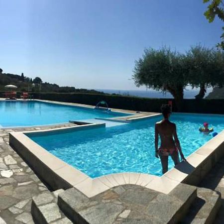 Casa Vacanze Mombrino Finale Ligure Exterior photo