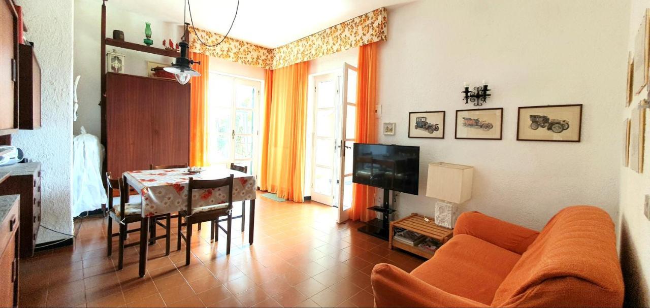 Casa Vacanze Mombrino Finale Ligure Exterior photo